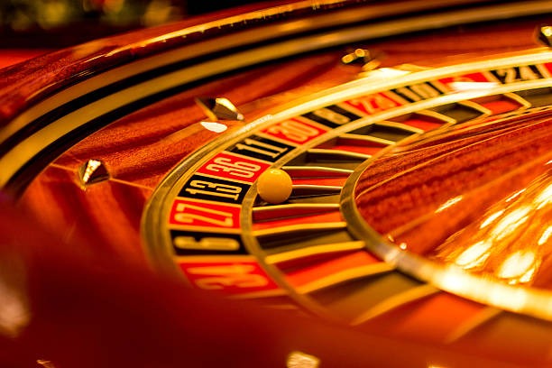 Free Spins bonus feature and multiplier display in Mahjong Ways 2